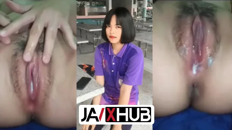 คลิปหลุด เด็กม.ต้น ตัวเล็กน่ารักหมอยพึ่งขึ้นได้ไม่นานก็เงี่ยนเสียแล้ว นอนเกี่ยวเบ็ดน้ำเยิ้ม