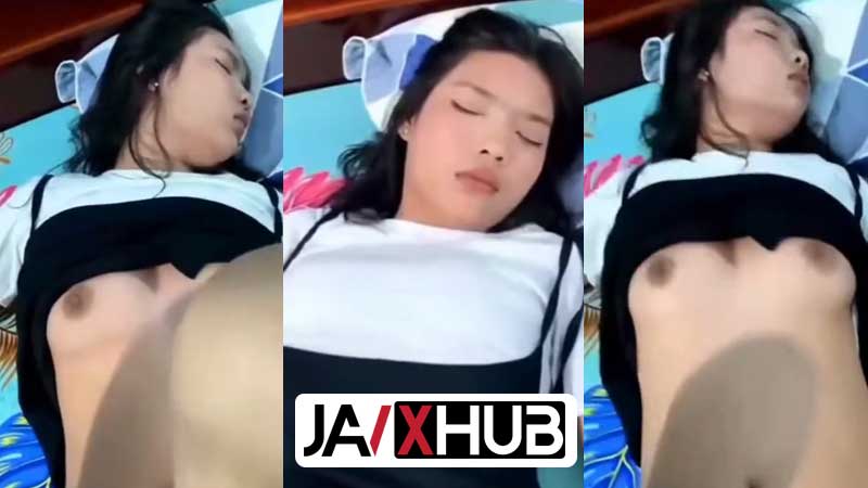 หลุดนักเรียน จับเย็ดน้องเมียเอาซะเพลียเลย น้องเมียสาวมัธยม ชอบยั่วควยเลยจับมาเย็ดหีลีลาเด็ด หีใหญ่แคมแนบสนิทแหย่ควยเย็ดฟิตเย็ดมันส์สุดๆ