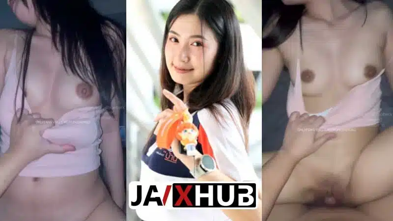 คลิปหลุด Onlyfans – Xsoberx แฟนสาวผิวขาวเนียนหีไร้ขน เงี่ยนกลางดึกจับกระดอโม๊คเสียวๆ คร่อมขย่มเย็ด ก่อนกระเด้านมเด้งๆ น้ำกามไหลเยิ้มรูหี