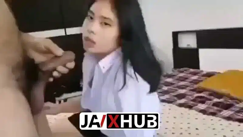 คลิปหลุดนักเรียน “ครูโต้ง” ครูศิลปะโคราช เปิดโรงแรมเย็ดนักเรียน เลิกเรียนแล้วเงี่ยนหีแฉะ พามาเย็ดก่อนกลับบ้าน วัยรุ่นขี้เงี่ยนของแทร่